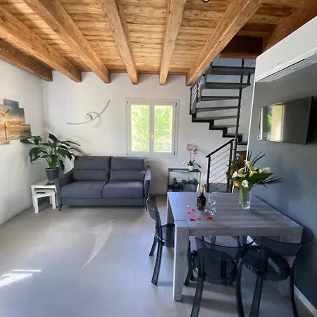Lulu Ferienhaus *